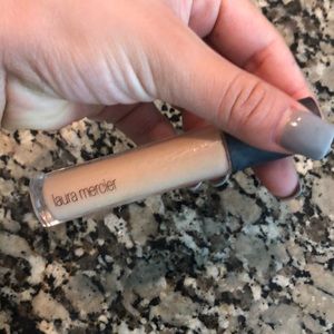Laura mercies flawless fusion concealer shade 3w